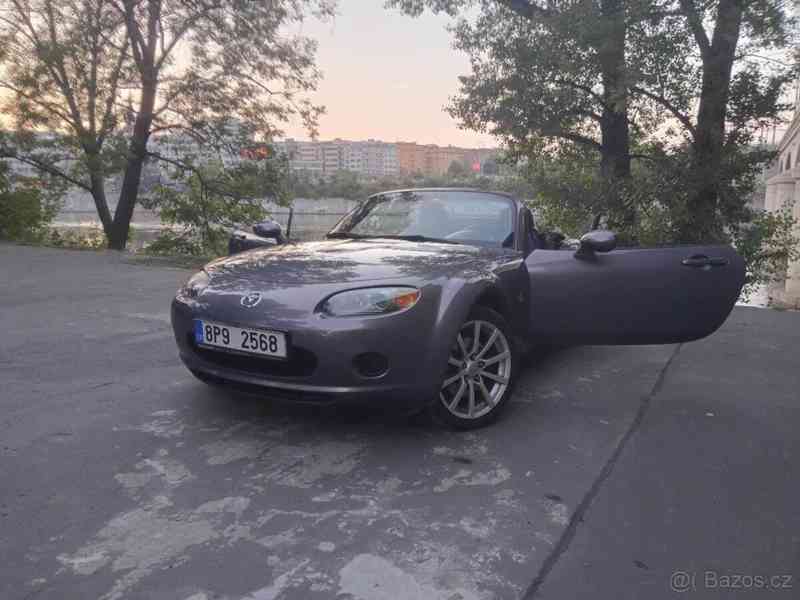 Mazda MX-5 2,0   Mazda MX-5 - foto 10