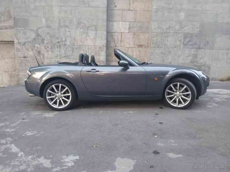 Mazda MX-5 2,0   Mazda MX-5 - foto 2