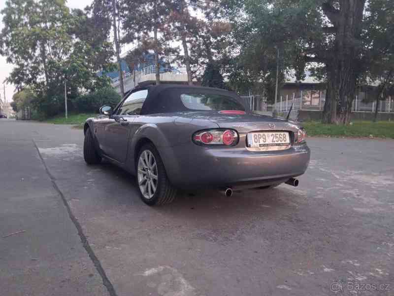 Mazda MX-5 2,0   Mazda MX-5 - foto 8