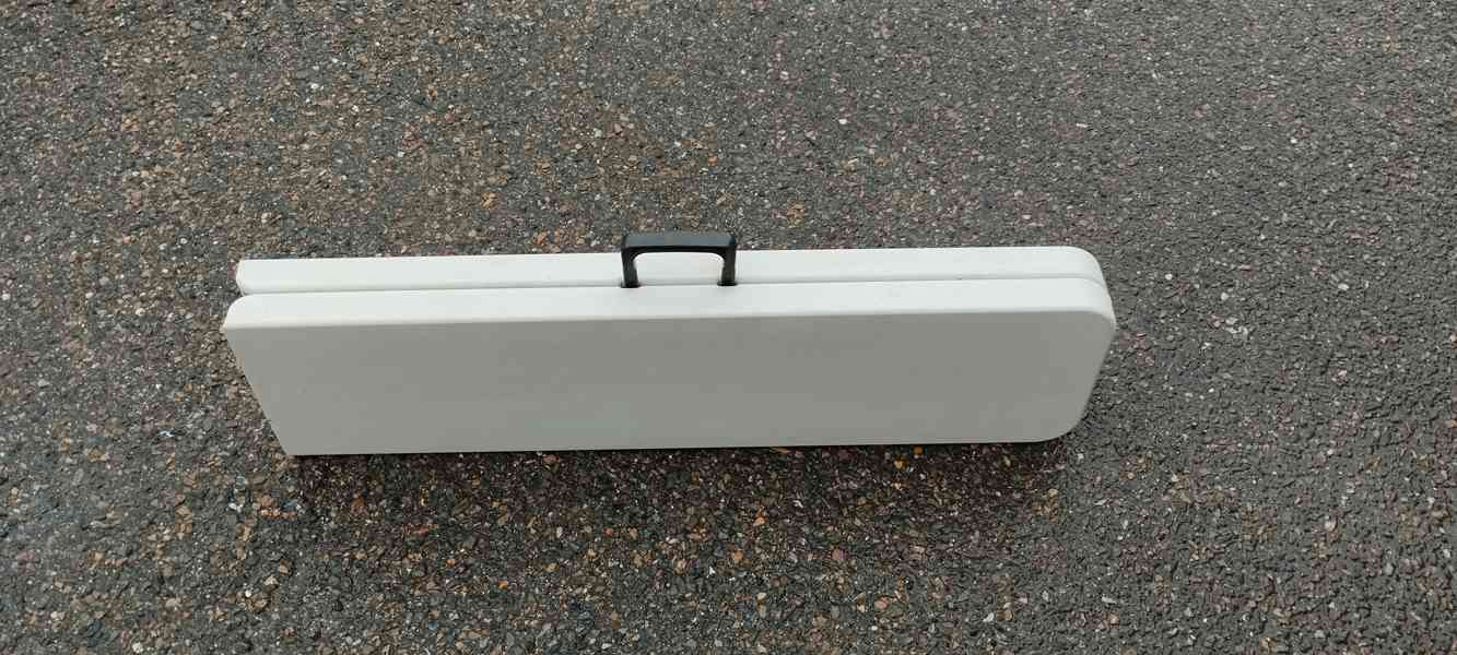 Caterningový set – nábytek: stůl + lavice - foto 4