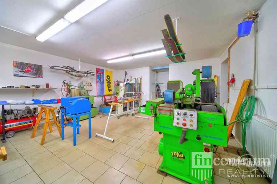 Prodej komerční nemovitosti 465 m2 Vrchlabí - foto 3