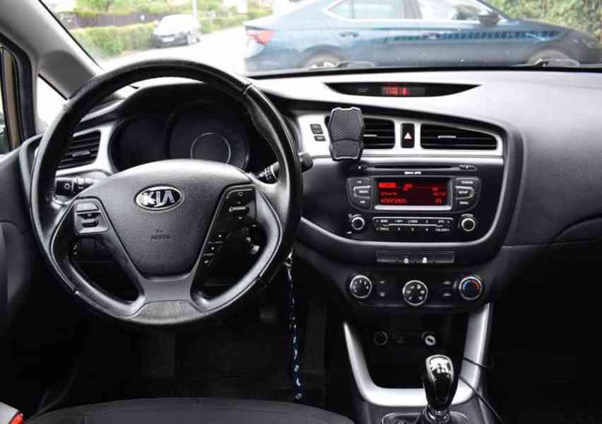 Prodám Kia Ceed 130 000 Kč - foto 7