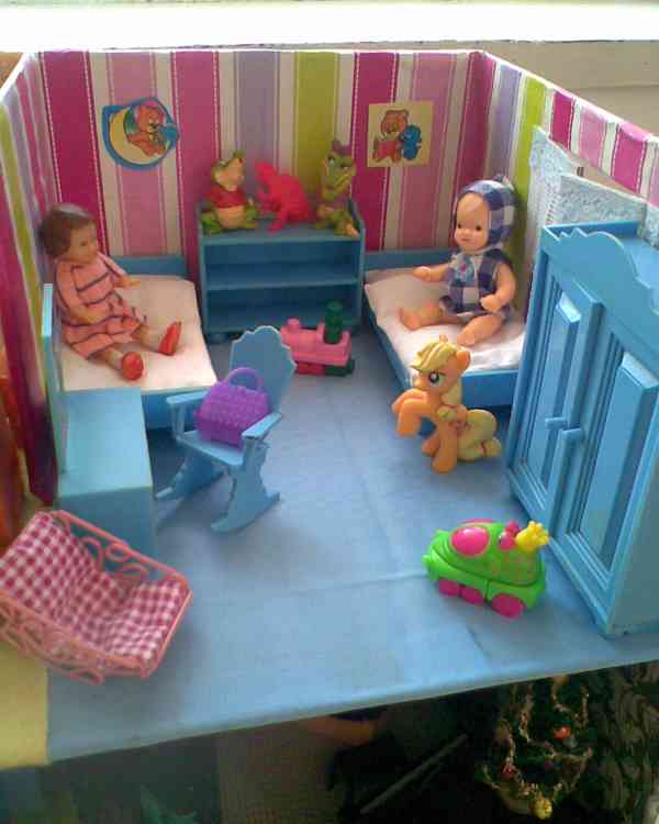 Retro nábyteček v domečku - foto 3