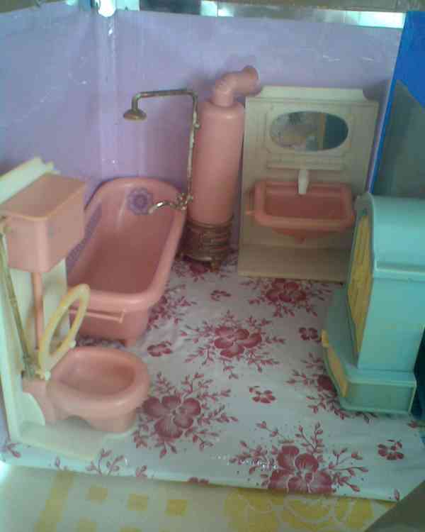 Retro nábyteček v domečku - foto 4