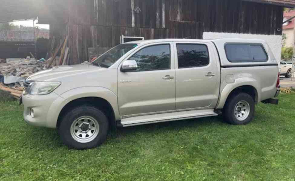 Toyota Hilux 2,5D4D Double Cab 106kw - foto 1