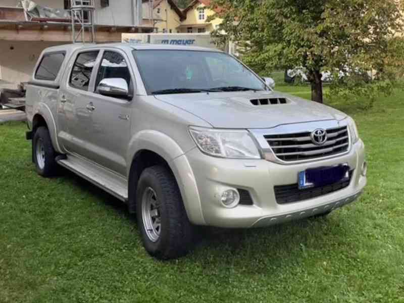 Toyota Hilux 2,5D4D Double Cab 106kw - foto 6