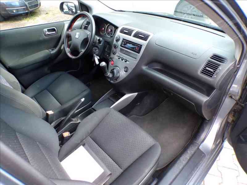 Honda Civic 1,6 V-TEC TAŽNÉ ZAŘ.,KLIMA - foto 14