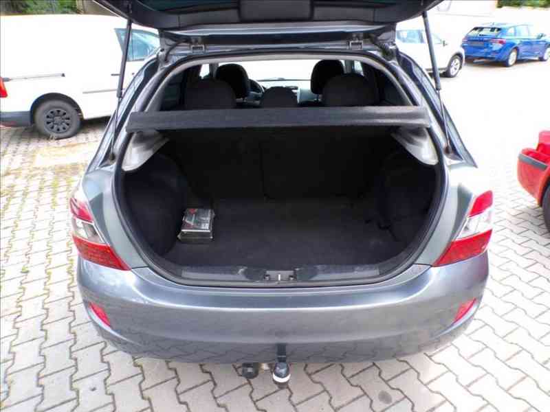 Honda Civic 1,6 V-TEC TAŽNÉ ZAŘ.,KLIMA - foto 12