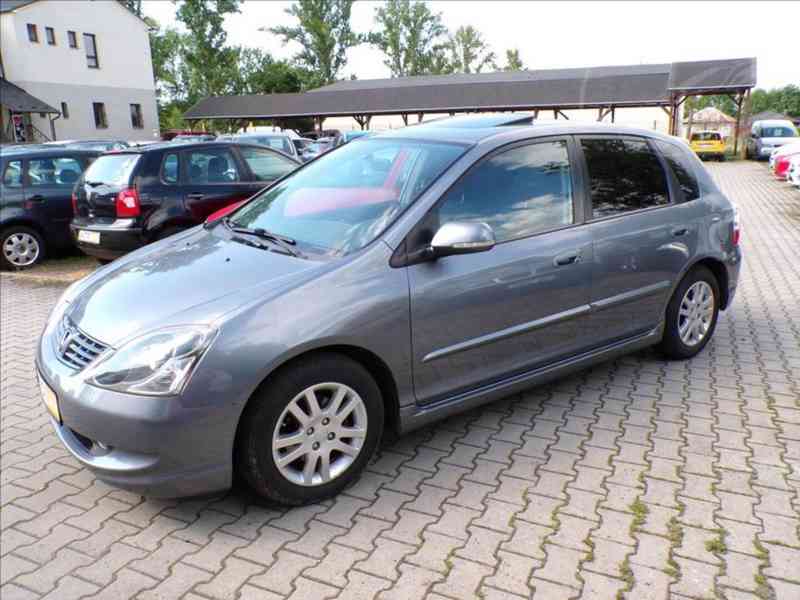 Honda Civic 1,6 V-TEC TAŽNÉ ZAŘ.,KLIMA - foto 2