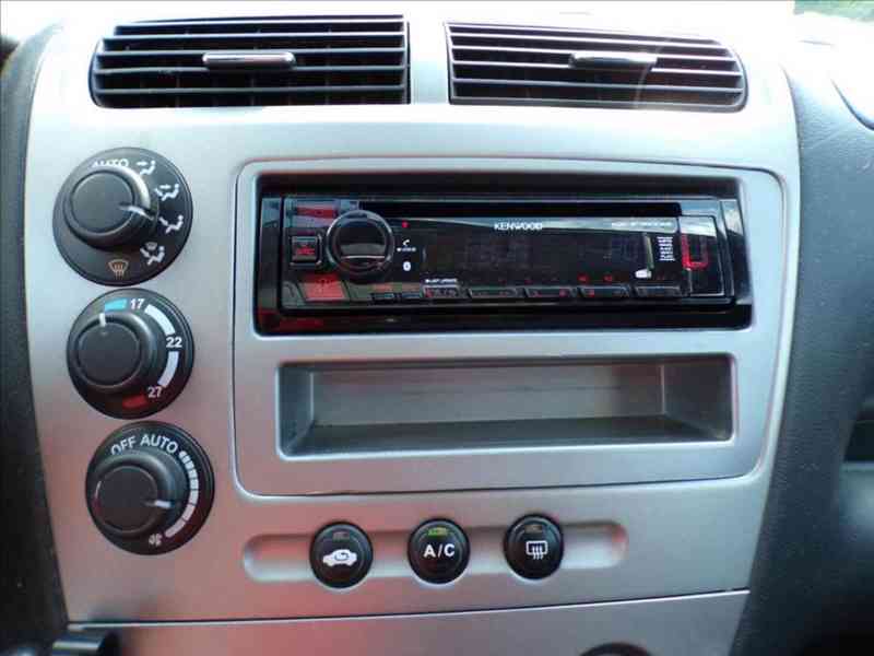 Honda Civic 1,6 V-TEC TAŽNÉ ZAŘ.,KLIMA - foto 7