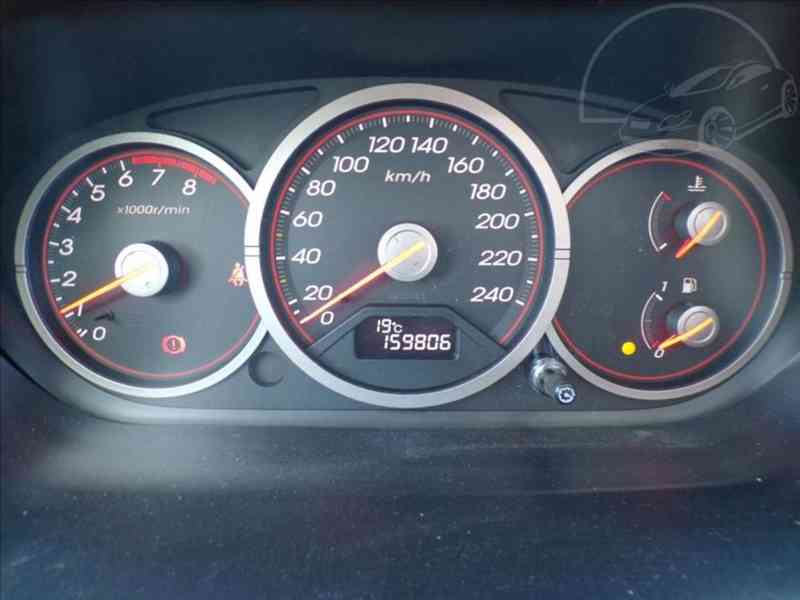 Honda Civic 1,6 V-TEC TAŽNÉ ZAŘ.,KLIMA - foto 6