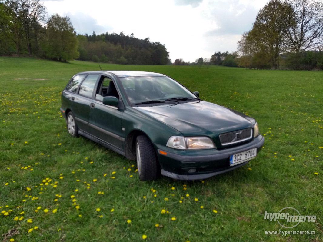 PRODÁM VOLVO V40 - foto 1