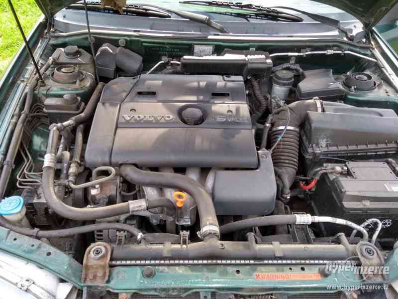 PRODÁM VOLVO V40 - foto 11