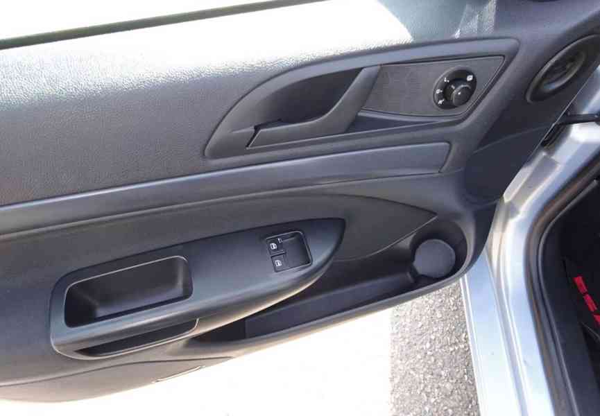 Škoda Octavia 1.6i r.v.2009 (75 kw) Koupeno v ČR - foto 6