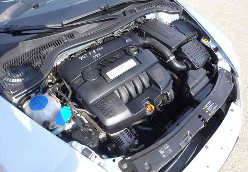 Škoda Octavia 1.6i r.v.2009 (75 kw) Koupeno v ČR - foto 14