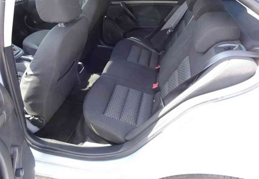 Škoda Octavia 1.6i r.v.2009 (75 kw) Koupeno v ČR - foto 12