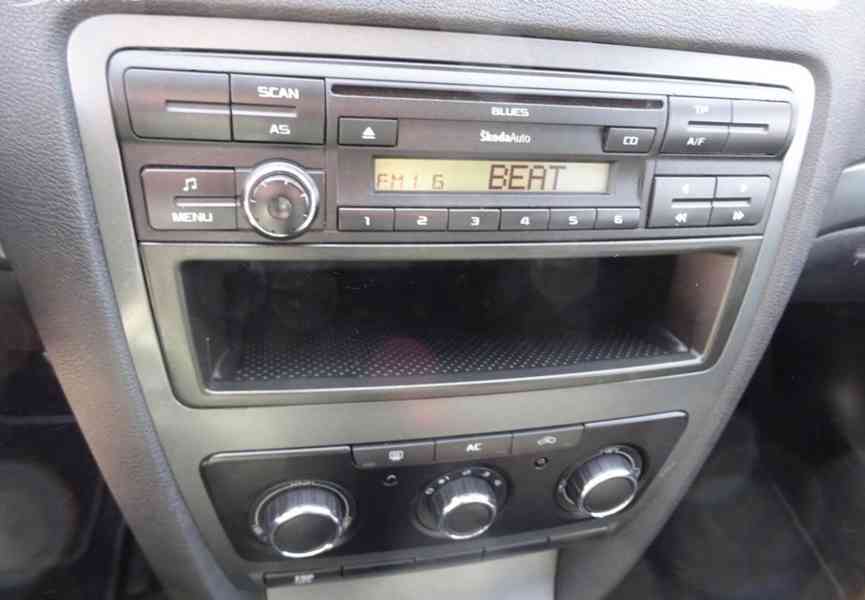 Škoda Octavia 1.6i r.v.2009 (75 kw) Koupeno v ČR - foto 8