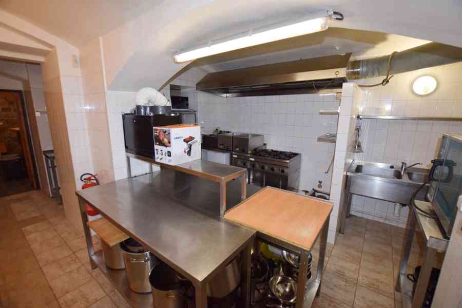 pronájem zavedené restaurace v centru Liberce - foto 6