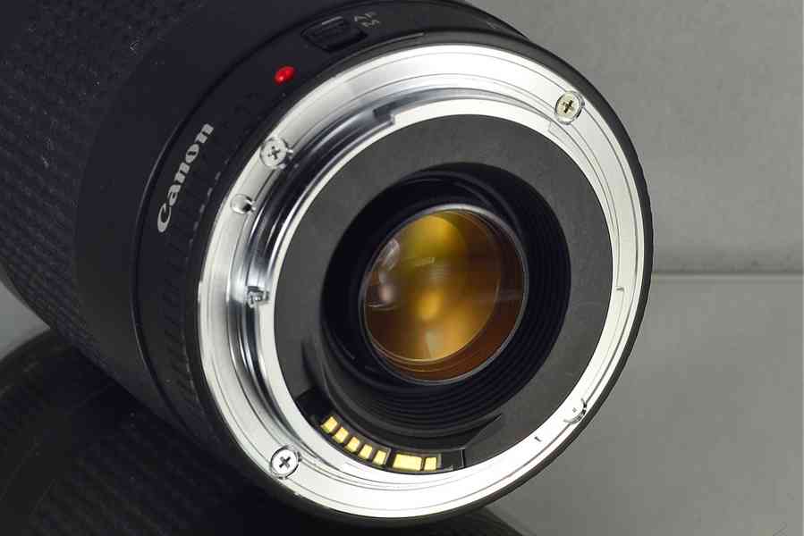 CANON EF 75-300MM F/4-5.6 II **full-frame  - foto 4