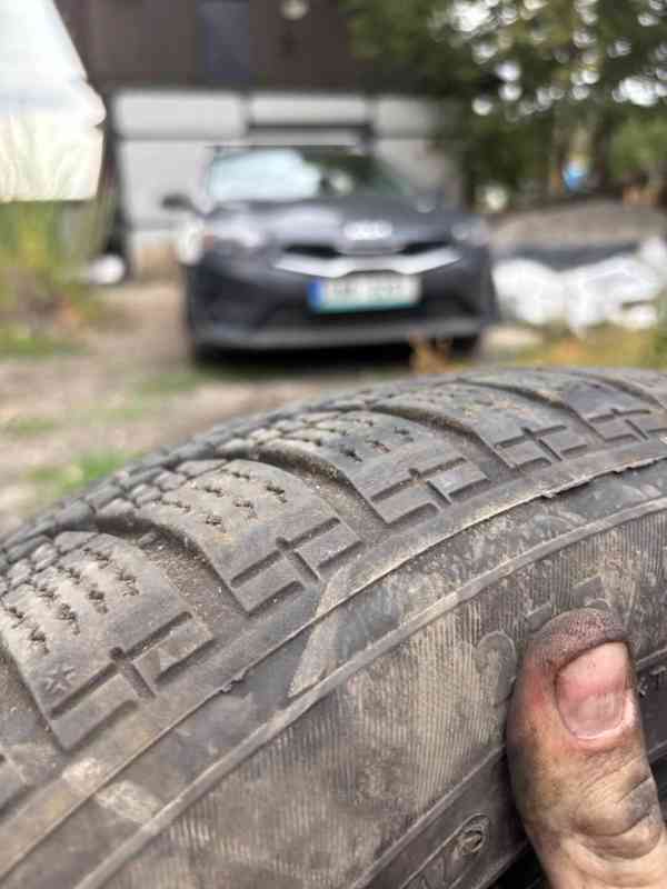Kormoran SNOW 215/55 R16 97H  4ks 7-8mm pouzite - foto 7