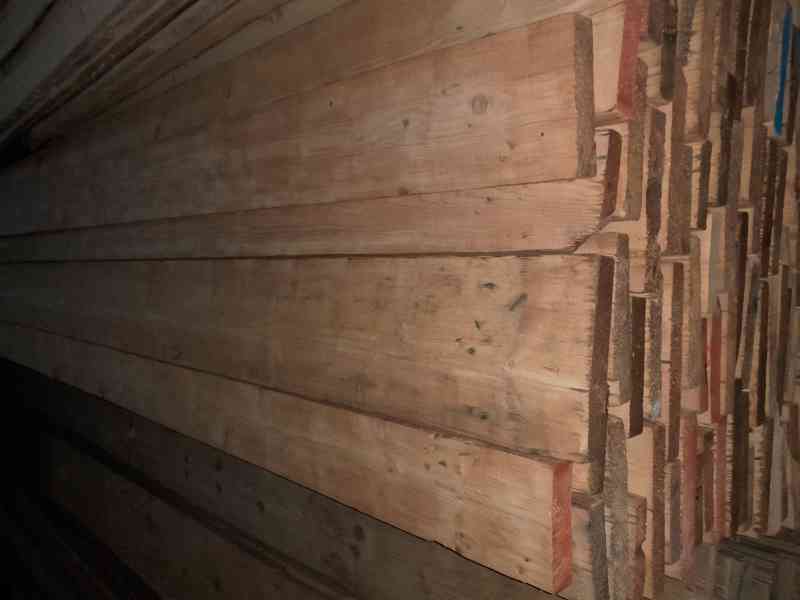 Prodám staré podlahové fošny. - foto 6