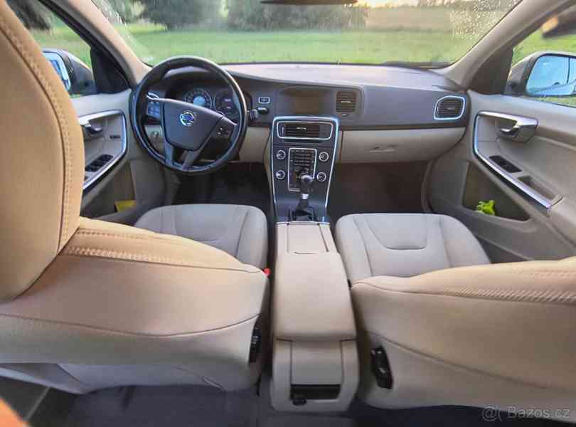 Volvo S60 - foto 6