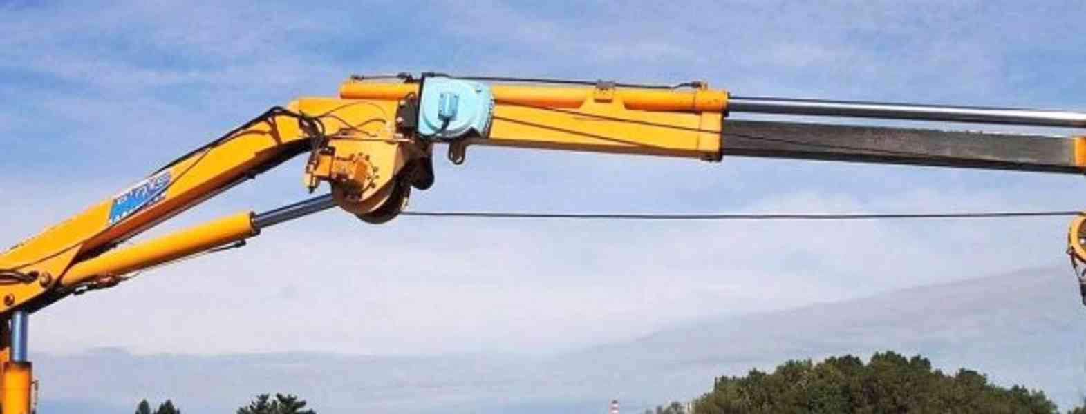 3.5t/5t Iveco 7míst +HR naviják valník tupláky tažné - foto 13