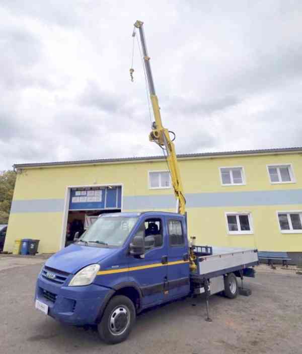 3.5t/5t Iveco 7míst +HR naviják valník tupláky tažné