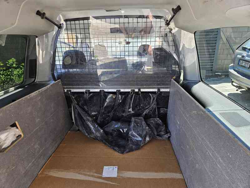 WV Caddy Maxi 2.0 TDI - foto 7