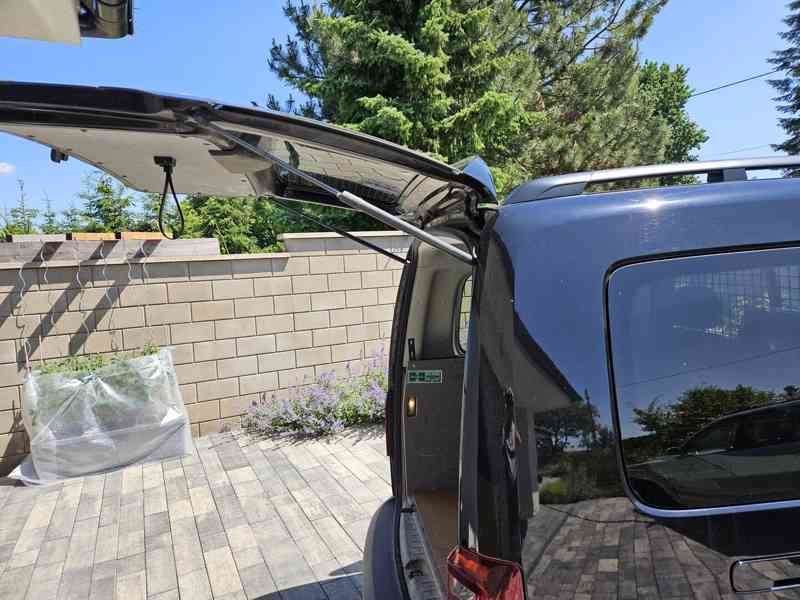 WV Caddy Maxi 2.0 TDI - foto 5