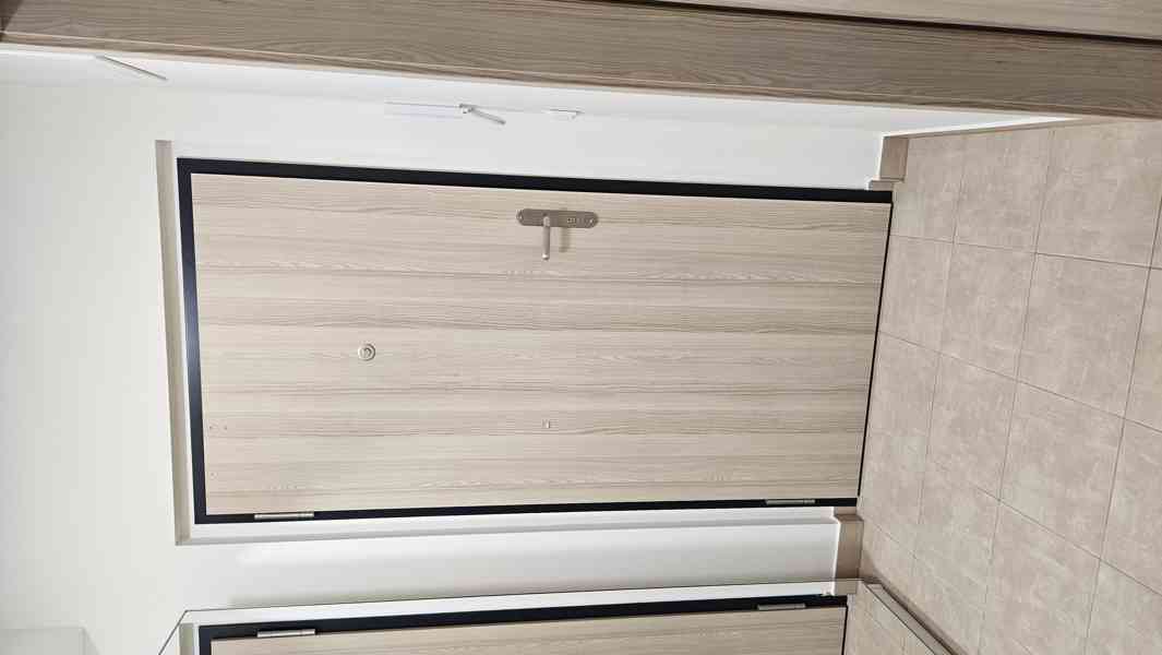 Pronájem UJ 28m2 Praha Podolí - foto 4