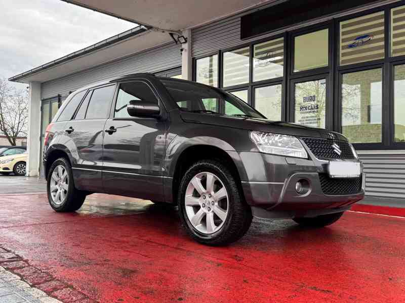 Suzuki Grand Vitara 2.4i Club AUT. benzín 124kw - foto 1
