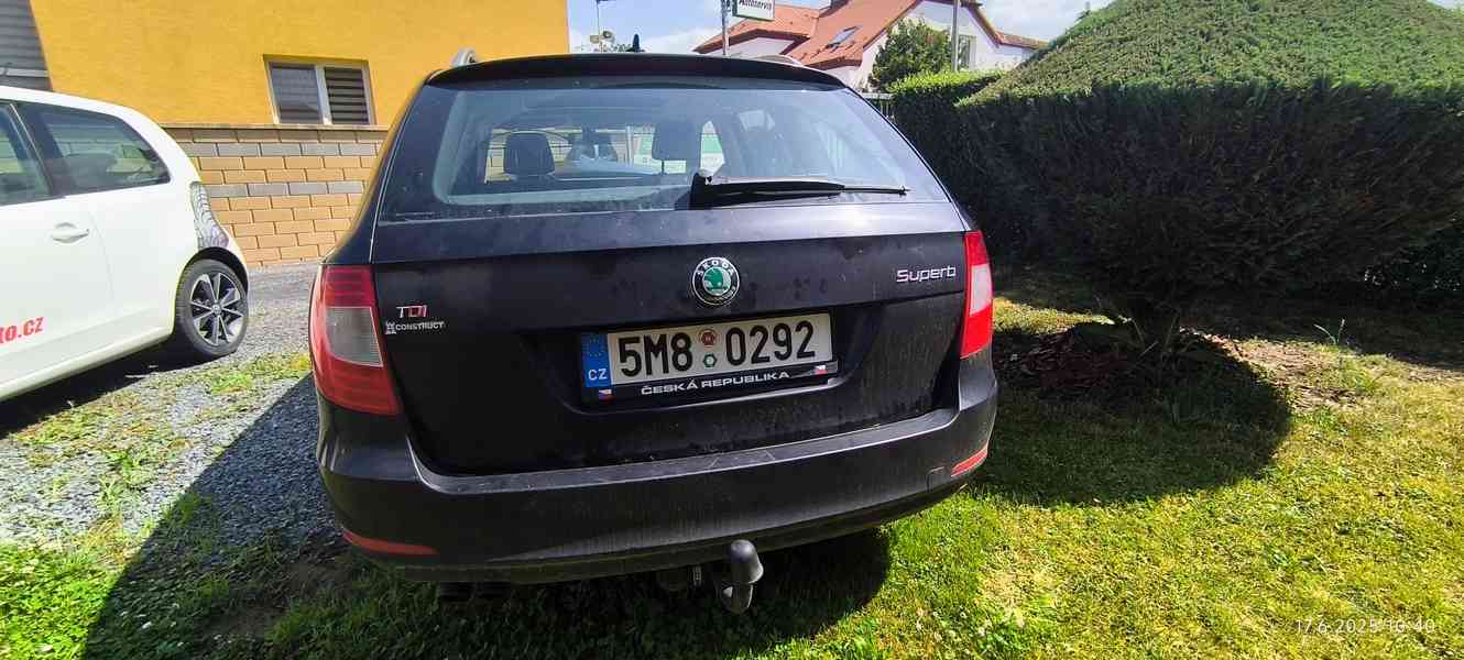 PRODEJ – ŠKODA Superb II Kombi (havarované) - foto 3