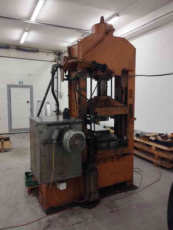 Použitý hydraulický lis LB 150, r. v. 1952 - foto 3