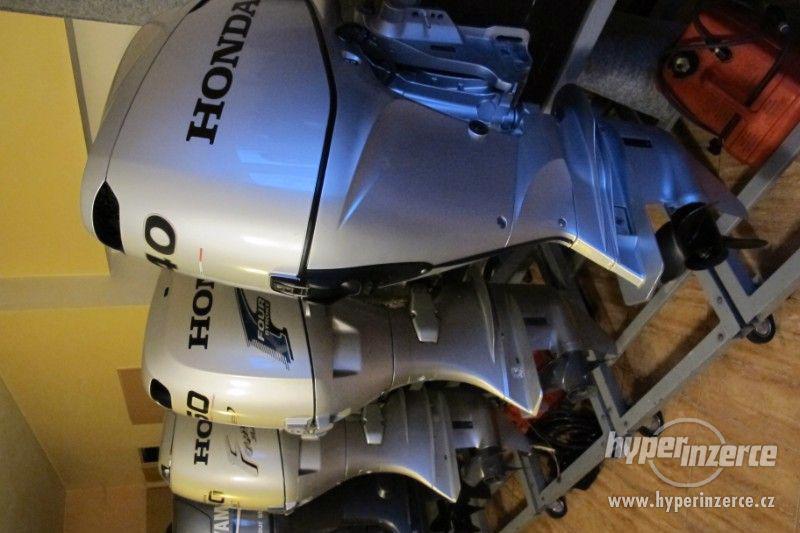Lodní motor Yamaha 10hp s dobíjením 12volt - foto 5