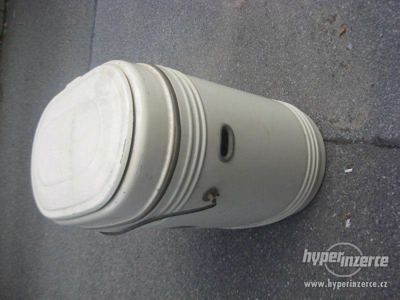 Stará retropračka se ždímačkou - foto 5