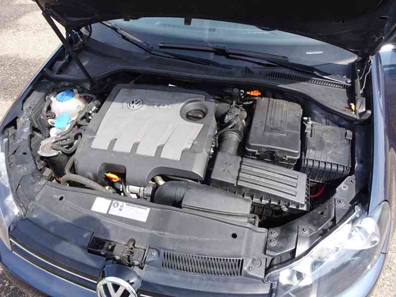 VW Golf 1.6 TDI Variant r.v.2010 (77 kw) serviska - foto 17