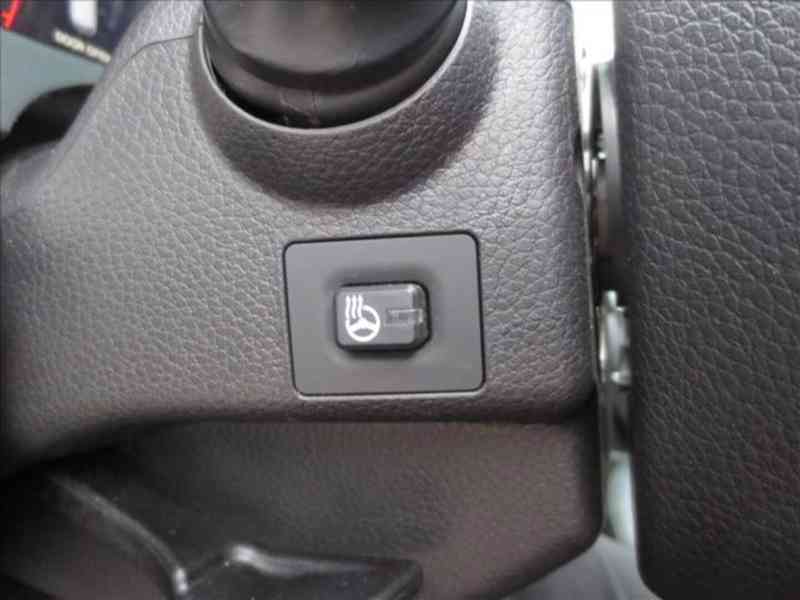 Hyundai i40, 100 kW, 1,7 crdi, r.v. 2013 - foto 13