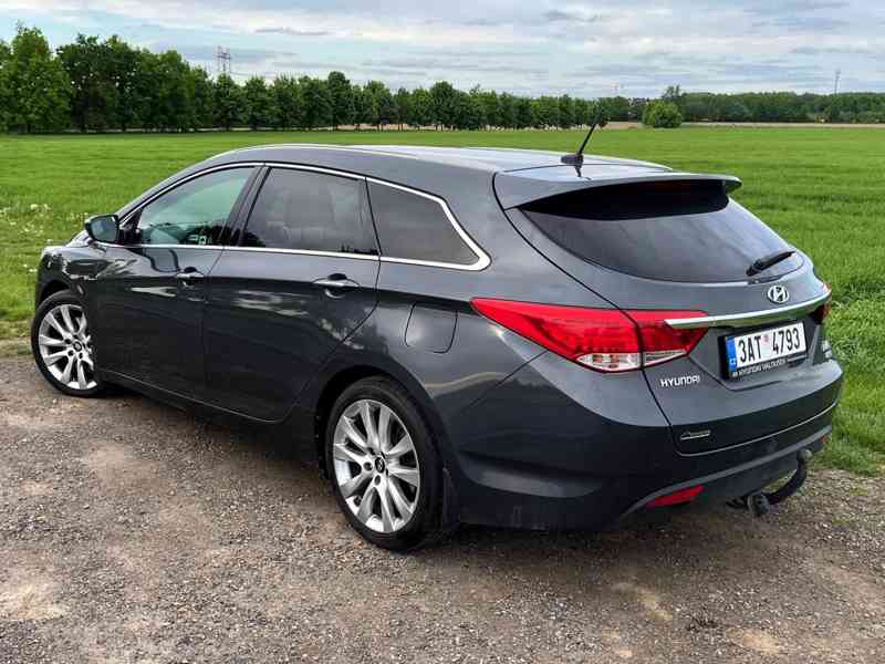 Hyundai i40, 100 kW, 1,7 crdi, r.v. 2013 - foto 3