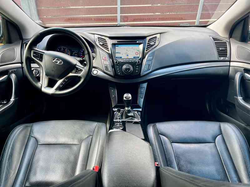 Hyundai i40, 100 kW, 1,7 crdi, r.v. 2013 - foto 6