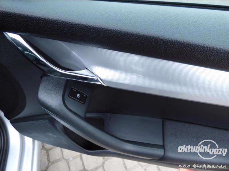Škoda Octavia 2.0, nafta, automat, RV 2014 - foto 46