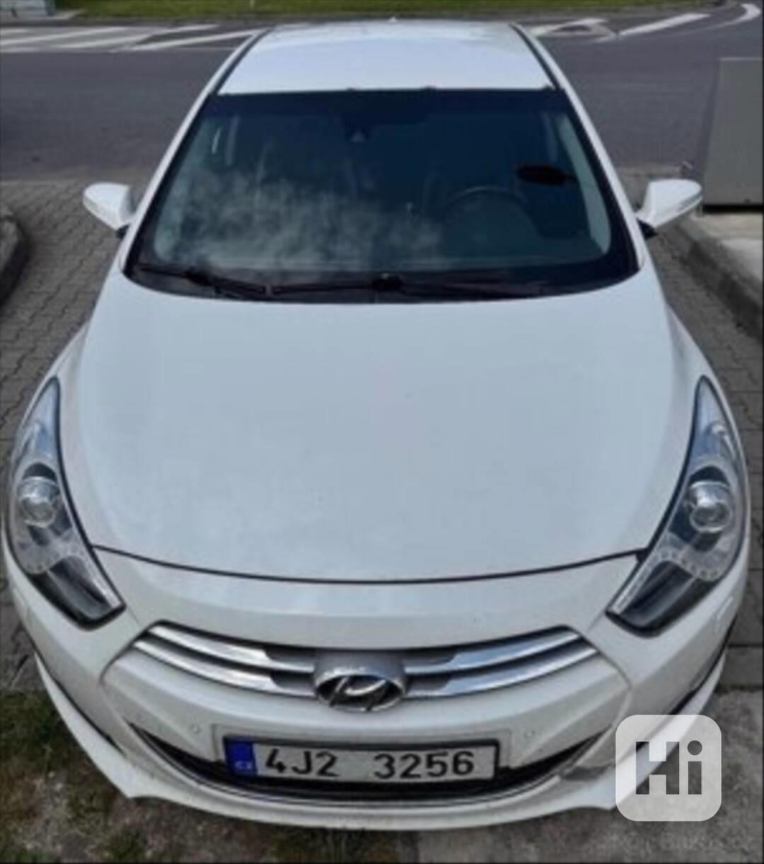 Hyundai i40 1,7 - foto 1