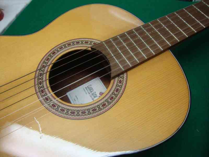 1/2 klasická kytara STRUNAL 4655 krásný stav pěkná pro dítě - foto 12