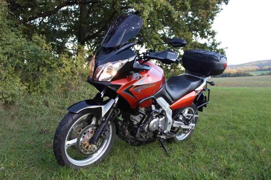 Suzuki DL 650 V-Strom - foto 13