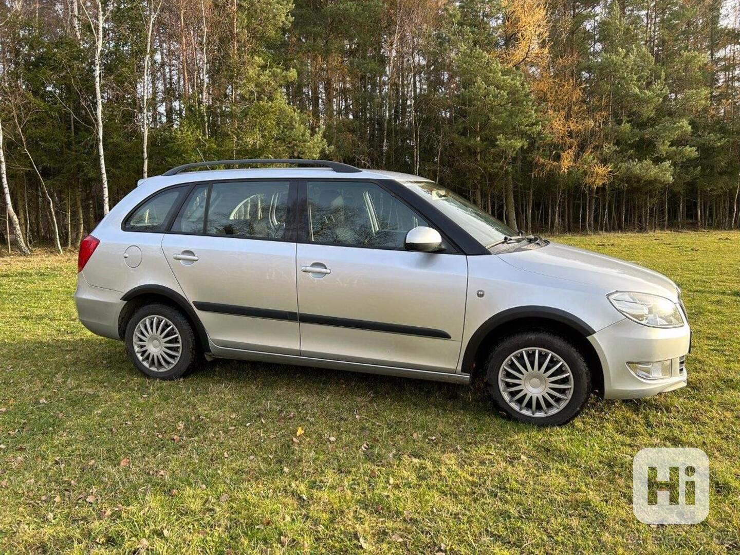 Škoda Fabia 1,2   TSI - r. 2012 - foto 1