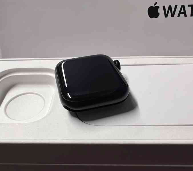 Apple Watch SE 2022 GPS 40mm, záruka 24 měsíců, odpočet DHP - foto 4