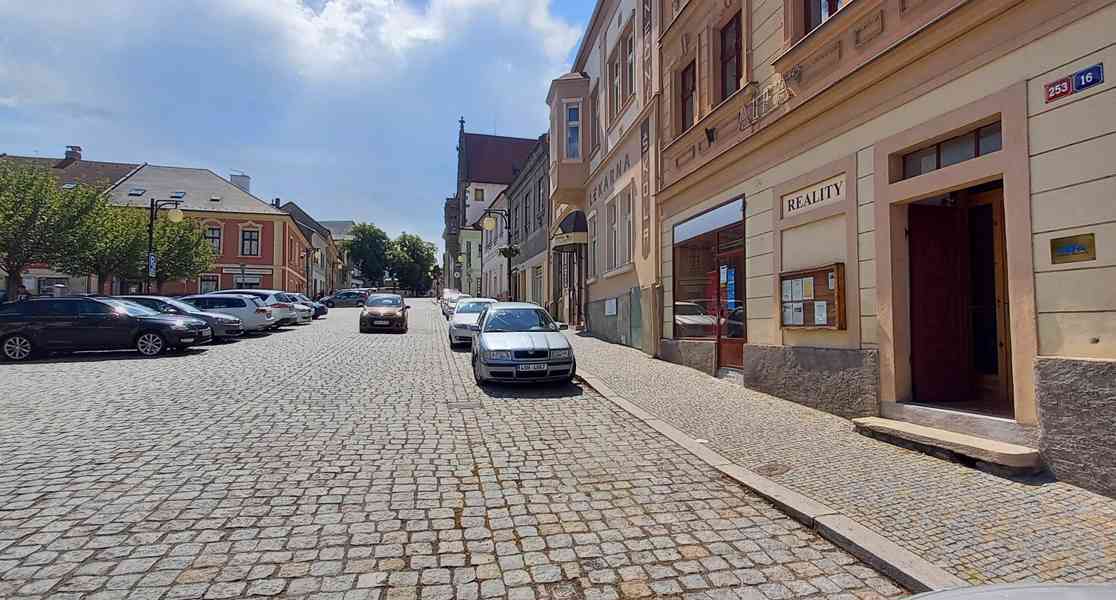 Pronájem obchodních prostor v centru Kutné Hory - foto 3