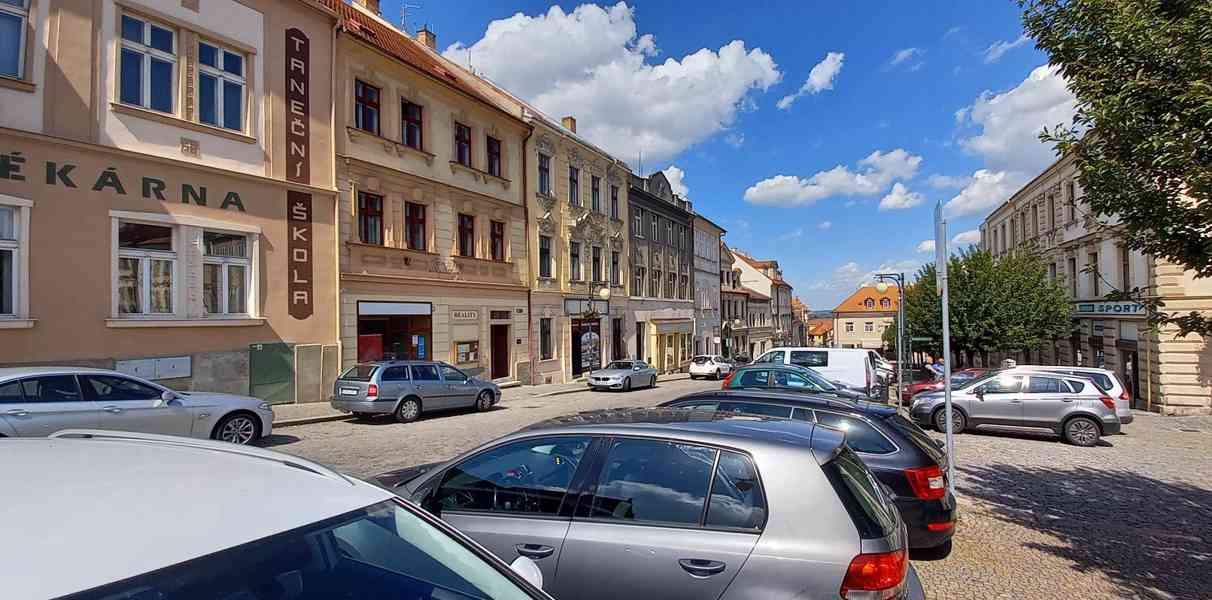 Pronájem obchodních prostor v centru Kutné Hory - foto 4