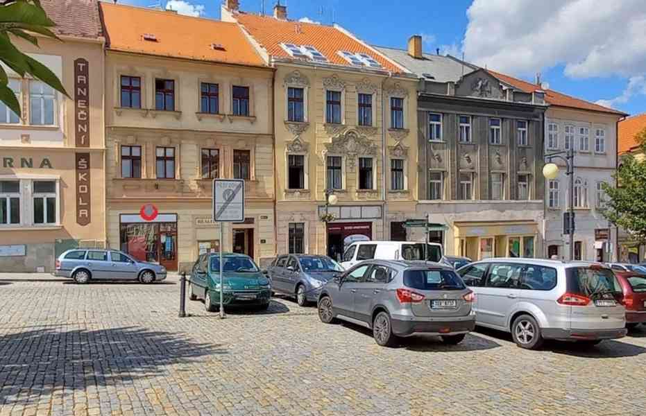 Pronájem obchodních prostor v centru Kutné Hory - foto 6