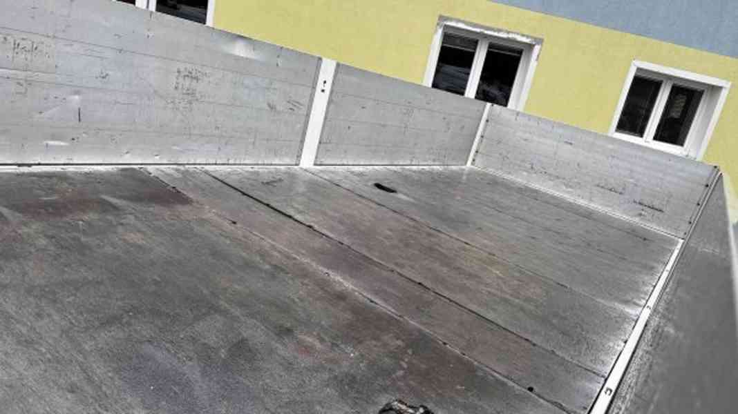 Eur4 valník 6x2 MAN +ruka HMF 12tm / 12m dosah HR - foto 9